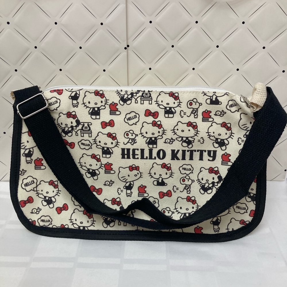 Hello Kitty Cream and Black Shoulder Bag
